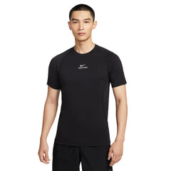 NIKE Pro Training Men's Training T-Shirt - Supersports Thailand