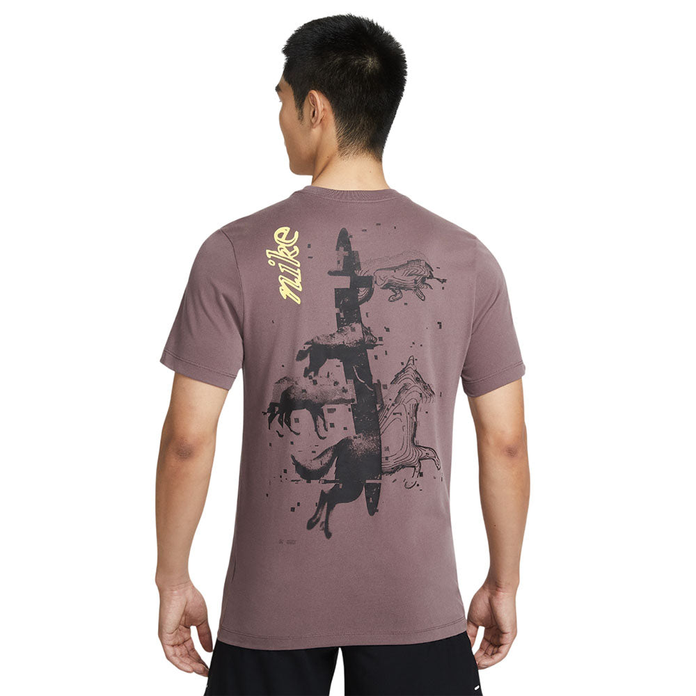 NIKE Dri-FIT Nike Men's Running T-Shirt - Supersports Thailand