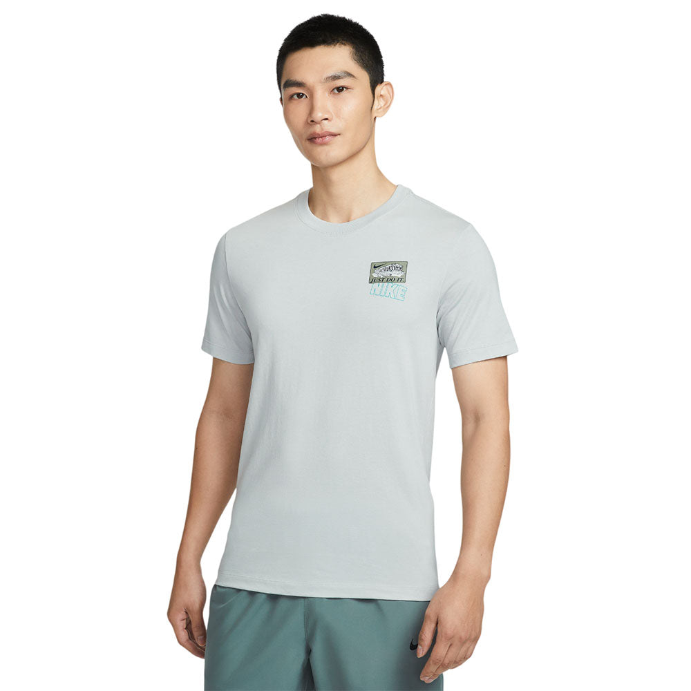 NIKE Graphic Men's T-Shirt - Supersports Thailand Supersports Thailand