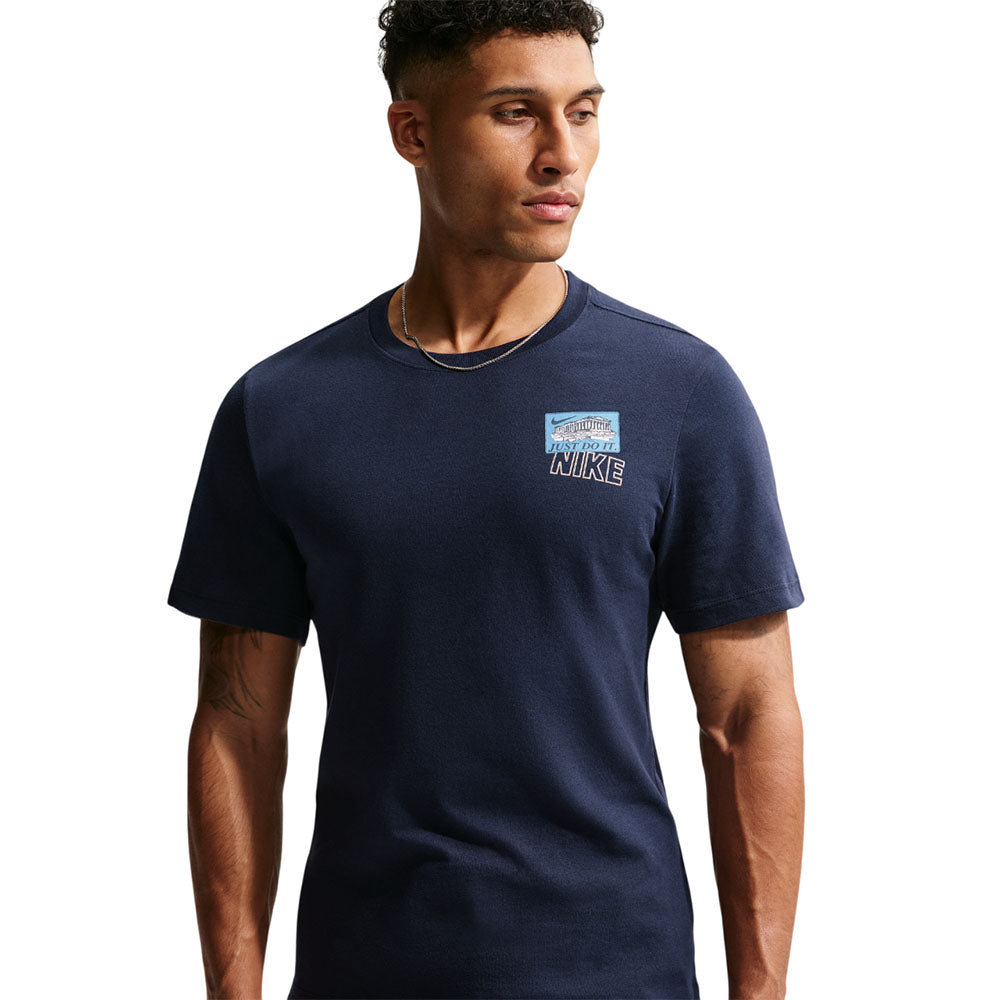 NIKE Graphic Men's T-Shirt - Supersports Thailand Supersports Thailand