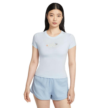 NIKE Sportswear Chill Knit เสื้อยืดผู้หญิง