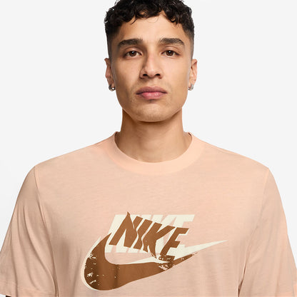 NIKE Futura SP25 เสื้อยืดผู้ชาย