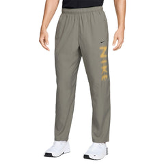 NIKE Form Dri-FIT กางเกงออกกำลังกายขายาวผู้ชาย