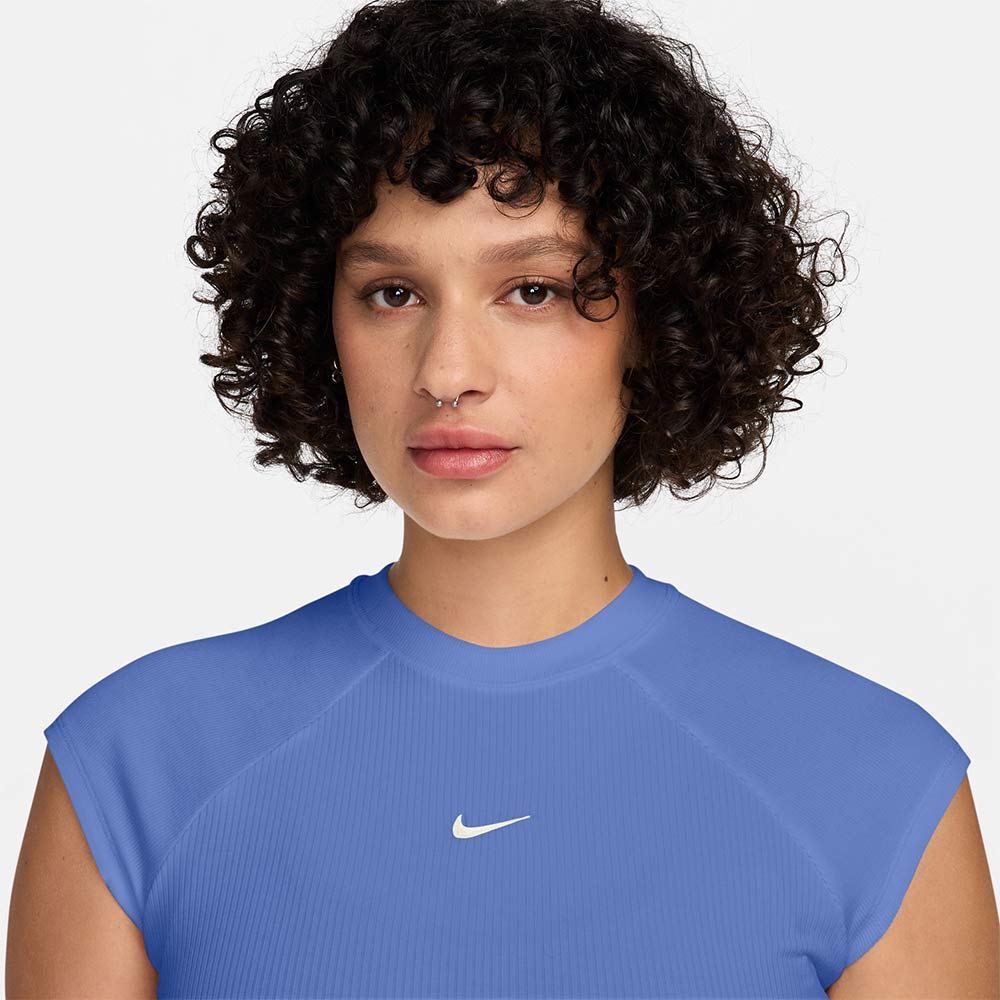 NIKE Sportswear Chill Knit Women's T-Shirt - Supersports Thailand