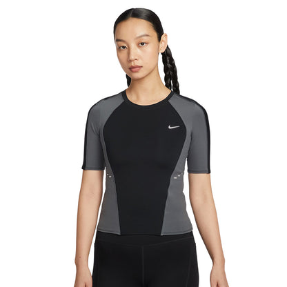 NIKE Swift Women's Running T-Shirt - Supersports Thailand