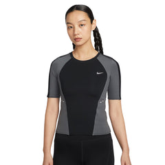 NIKE Swift Women's Running T-Shirt - Supersports Thailand