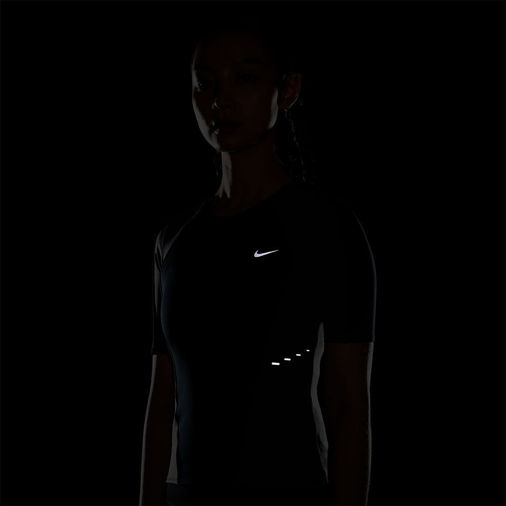 NIKE Swift Women's Running T-Shirt - Supersports Thailand