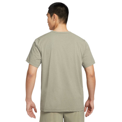 NIKE Dri-FIT UV Hyverse Men's Training T-Shirt - Supersports Thailand