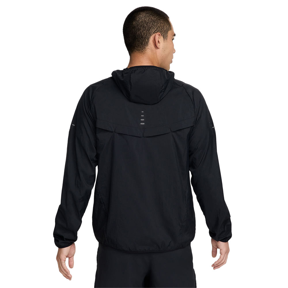NIKE Stride Men's Running Jacket - Supersports Thailand Supersports Thailand