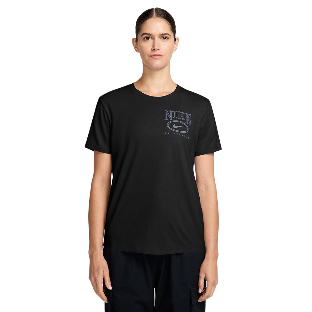 NIKE Sportswear Club Women's T-Shirt - Supersports Thailand
