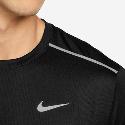 NIKE Dri-Fit Miler UV Protection Men's Running T-Shirt - Supersports Thailand