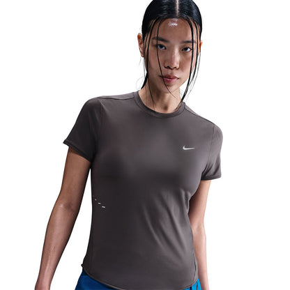 NIKE Swift เสื้อวิ่งผู้หญิง
