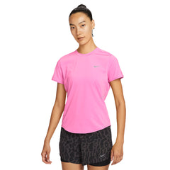 NIKE Swift เสื้อวิ่งผู้หญิง