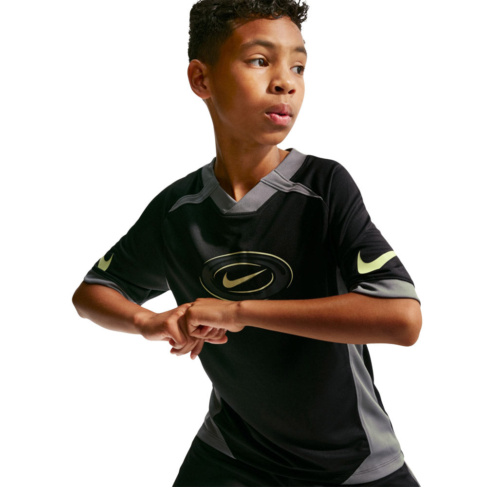 NIKE Multi Love Boys Training T-Shirt Supersports Thailand