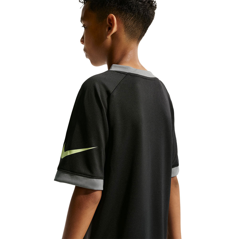 NIKE Multi Love Boys Training T-Shirt Supersports Thailand
