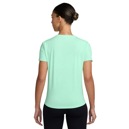 NIKE One Classic เสื้อออกกำลังกายผู้หญิง