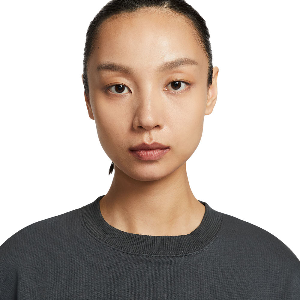 NIKE Sportswear Phoenix Fleece เสื้อยืดผู้หญิง