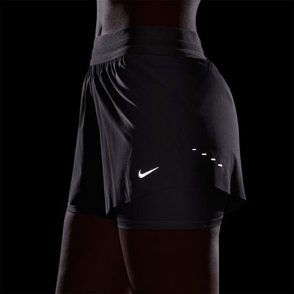 NIKE Swift กางเกงวิ่งขาสั้นผู้หญิง