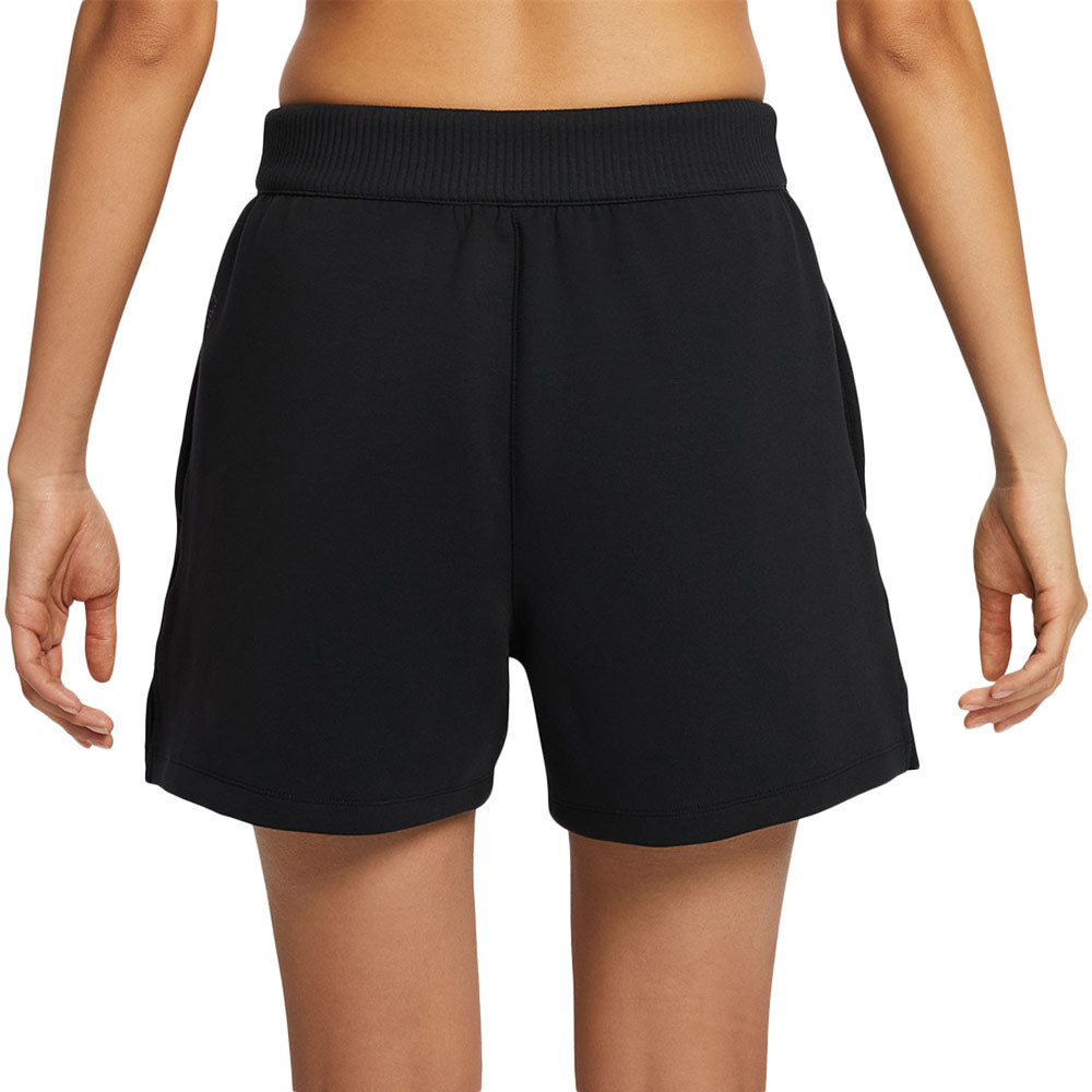 NIKE 24.7 ImpossiblySoft Women's Training Shorts - Supersports Thailand Supersports Thailand