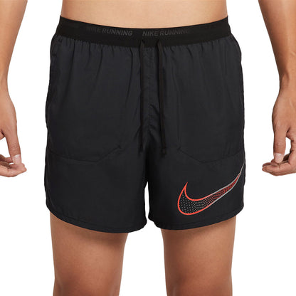 NIKE Stride กางเกงวิ่งขาสั้นผู้ชาย