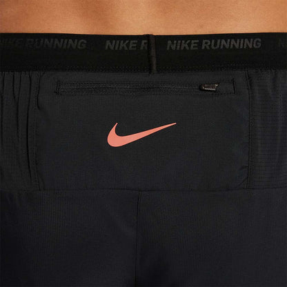 NIKE Stride กางเกงวิ่งขาสั้นผู้ชาย