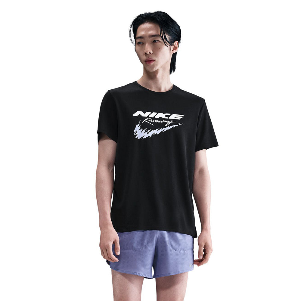 NIKE Miler เสื้อวิ่งผู้ชาย