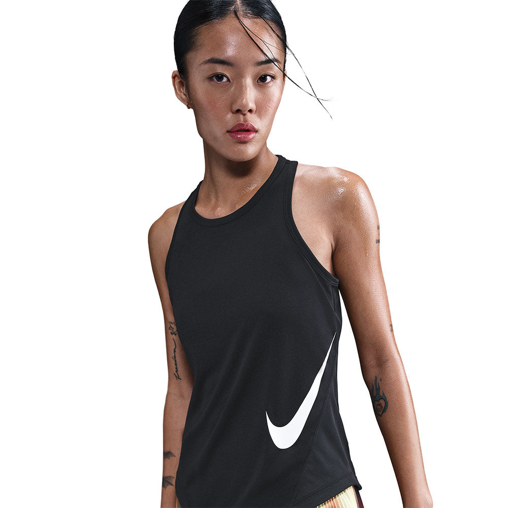NIKE Tempo Swoosh Run เสื้อกล้ามวิ่งผู้หญิง