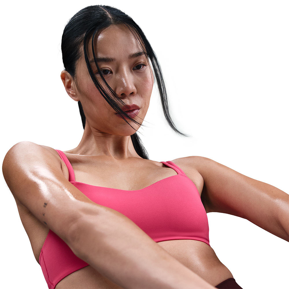 NIKE Zenvy Strappy Light-Support Padded สปอร์ตบราผู้หญิง