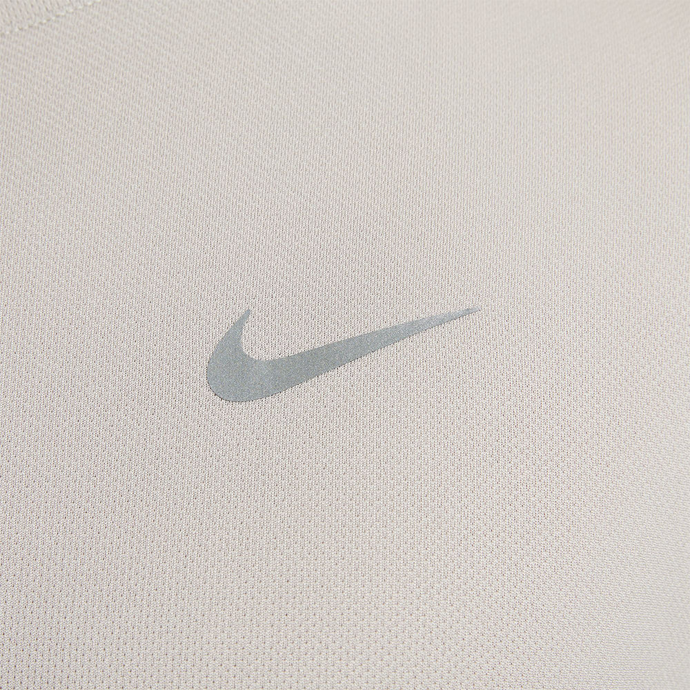 NIKE Dri-FIT UV Miler Men's Running T-Shirt - Supersports Thailand Supersports Thailand