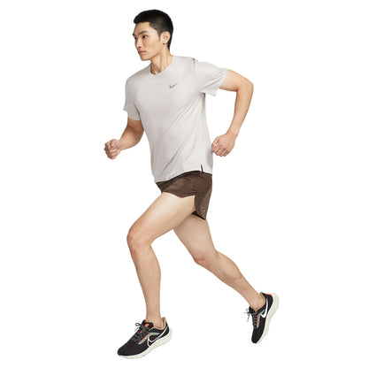 NIKE Dri-FIT UV Miler Men's Running T-Shirt - Supersports Thailand