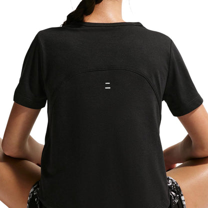 NIKE Tempo Girls Running T-Shirt
