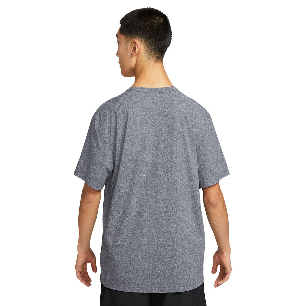 NIKE Dri-FIT UV Hyverse Men's Training T-Shirt - Supersports Thailand
