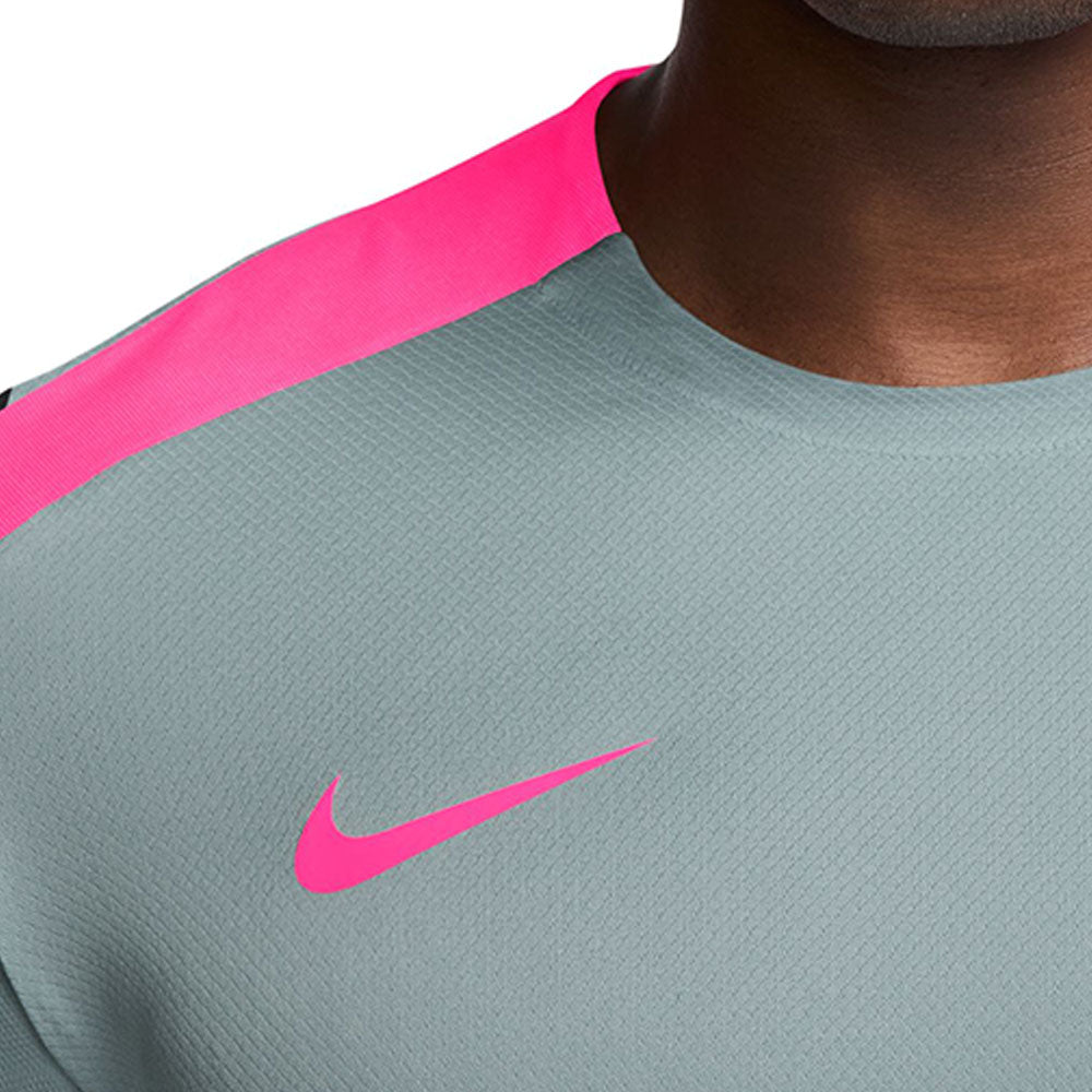 NIKE Strike เสื้อฟุตบอลผู้ชาย