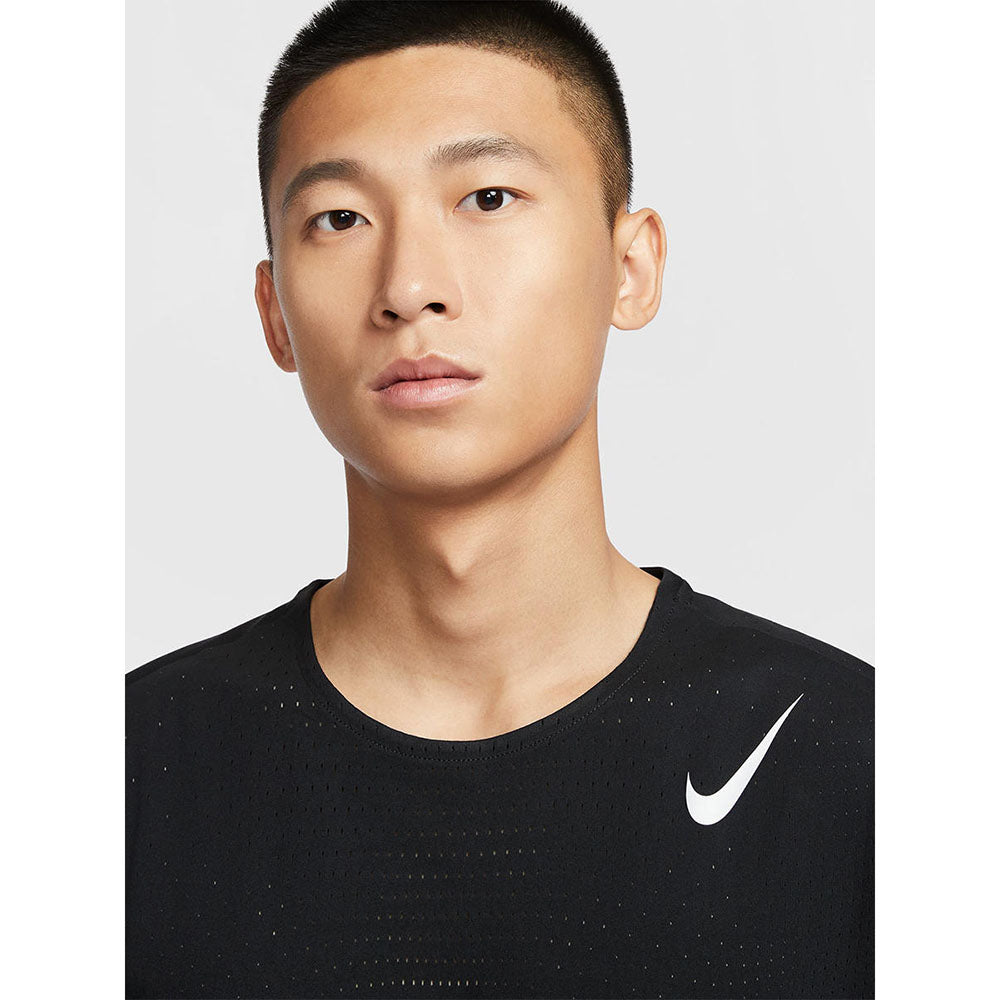 NIKE AeroSwift Dri-FIT ADV เสื้อวิ่งผู้ชาย
