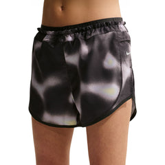 NIKE Tempo Luxe Women's Running Shorts - Supersports Thailand