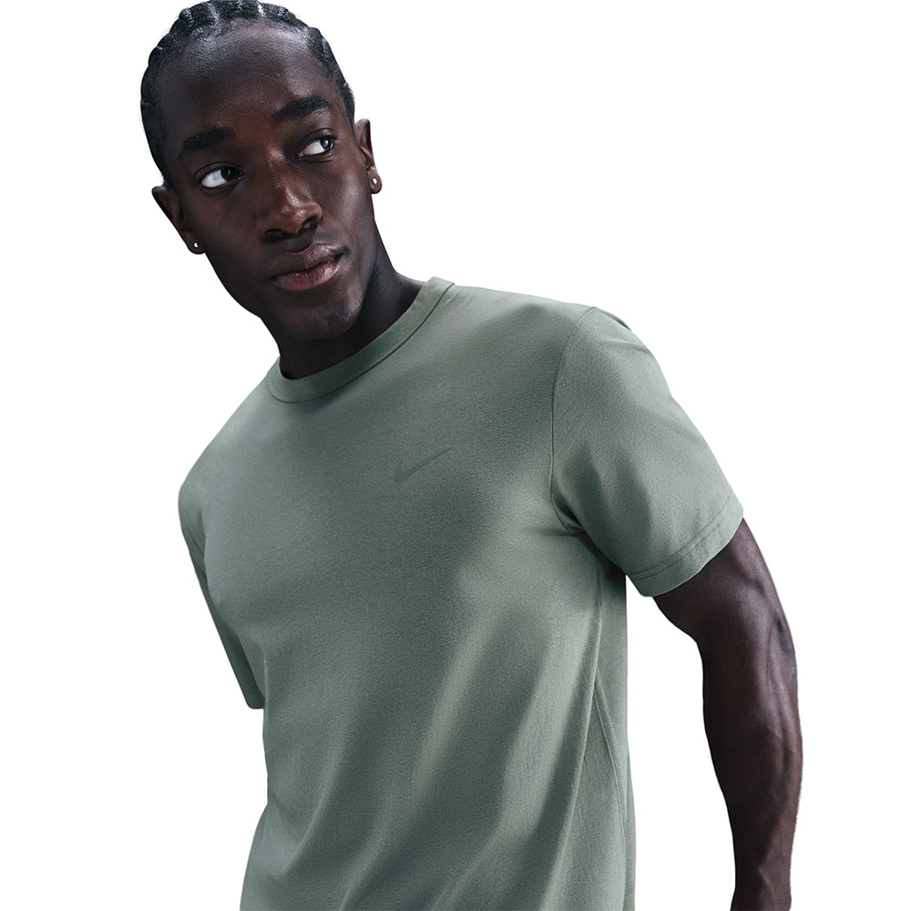 NIKE Dri-FIT UV Hyverse Men's Training T-Shirt - Supersports Thailand Supersports Thailand
