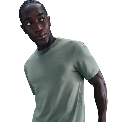 NIKE Dri-FIT UV Hyverse Men's Training T-Shirt - Supersports Thailand