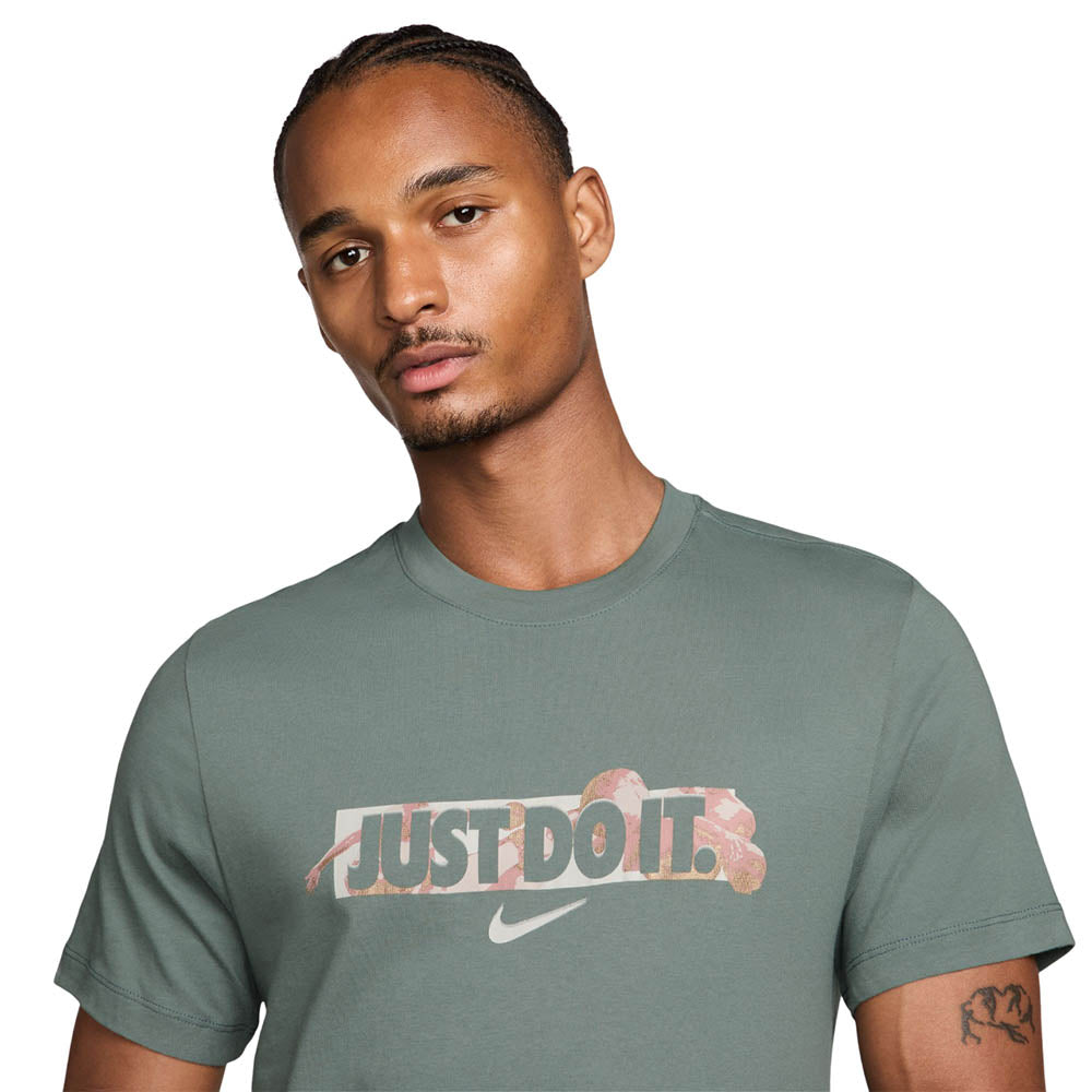 NIKE Just Do It Men's Training T-Shirt - Supersports Thailand
