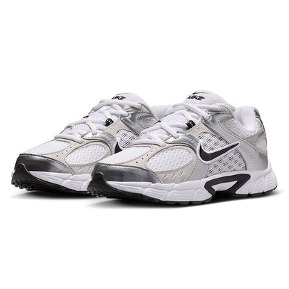 NIKE V5 RNR Boys Running Shoes - Supersports Thailand
