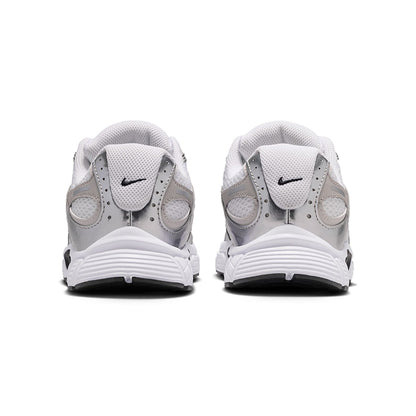 NIKE V5 RNR Boys Running Shoes
