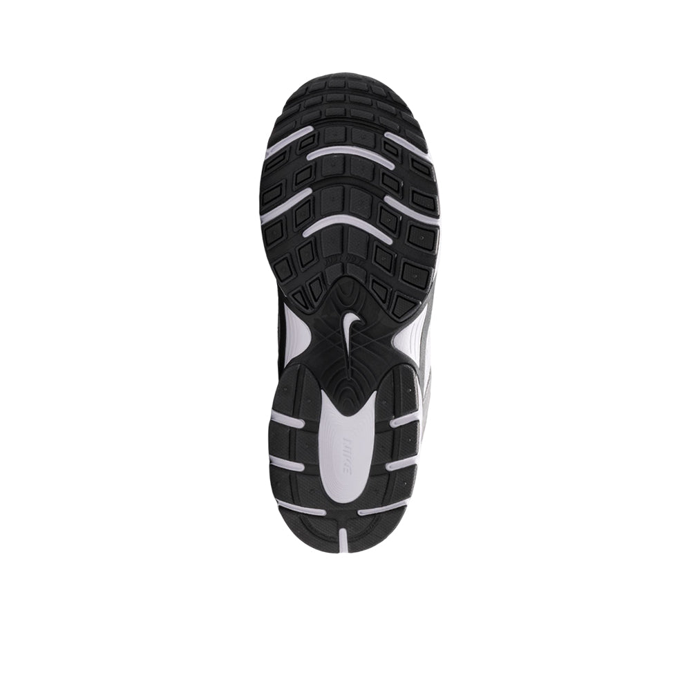 NIKE V5 RNR Boys Running Shoes