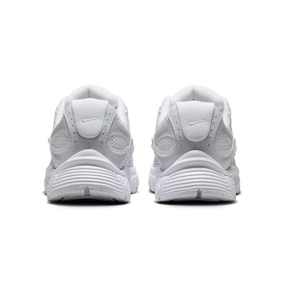 NIKE V5 RNR รองเท้าลำลองผู้หญิง