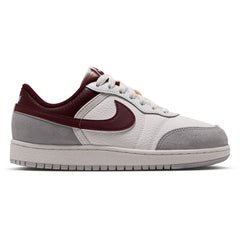 NIKE Air Jordan Skyline Low Kids Lifestyle Shoes - Supersports Thailand