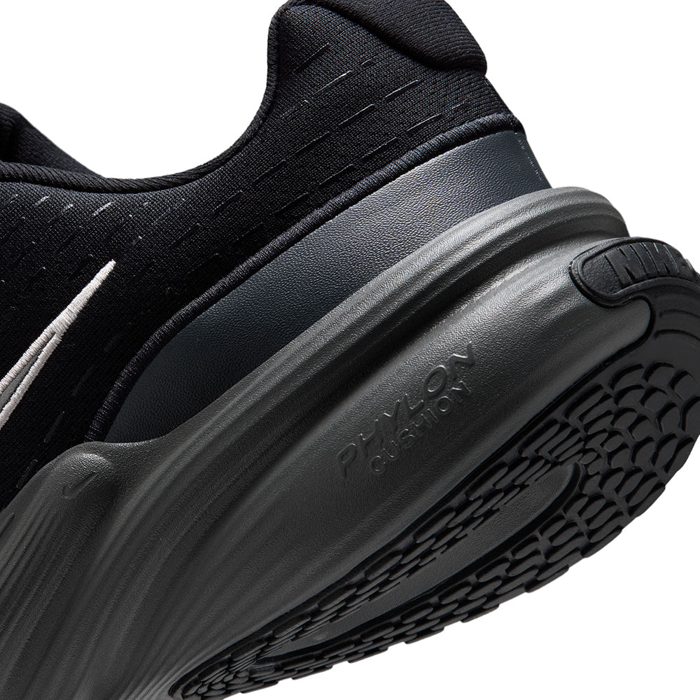 NIKE Uplift SC รองเท้าลำลองผู้ชาย Supersports Thailand