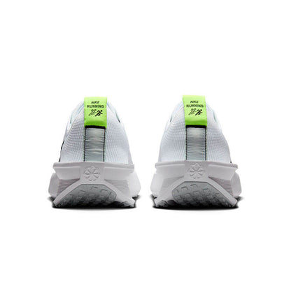 NIKE Interact Run รองเท้าวิ่งผู้ชาย