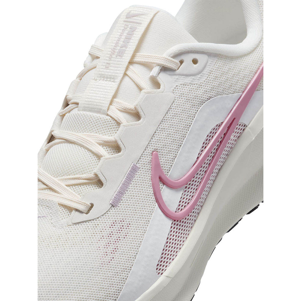 NIKE Downshifter 13 รองเท้าวิ่งผู้หญิง