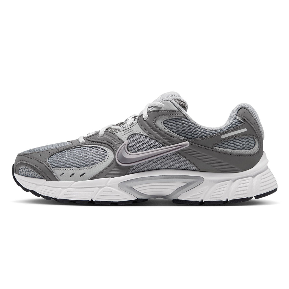 NIKE V5 RNR Men's Lifestyle Shoes - Supersports Thailand