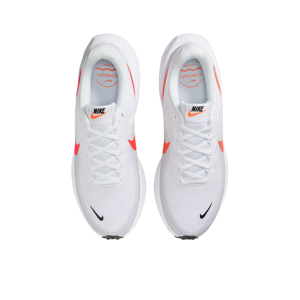 NIKE Revolution 8 รองเท้าวิ่งผู้ชาย