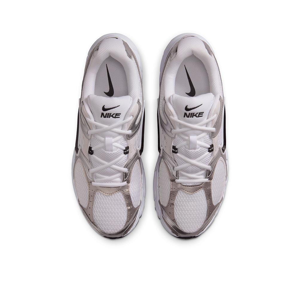 NIKE V5 RNR Men's Lifestyle Shoes - Supersports Thailand