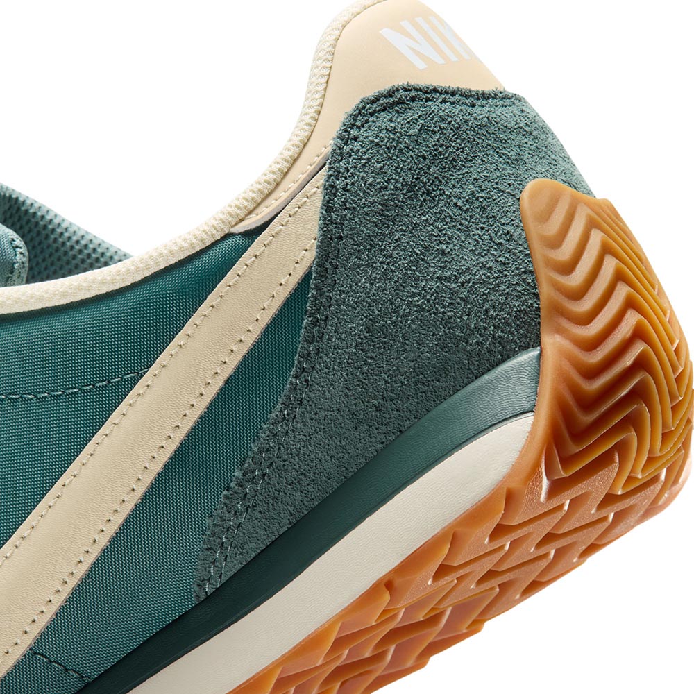 NIKE Pacific Men's Lifestyle Shoes - Supersports Thailand